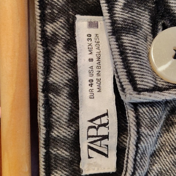 Zara Women's Acid Washed Black/Gray Wide Leg Jeans Sz 8 - Picture 3 of 6